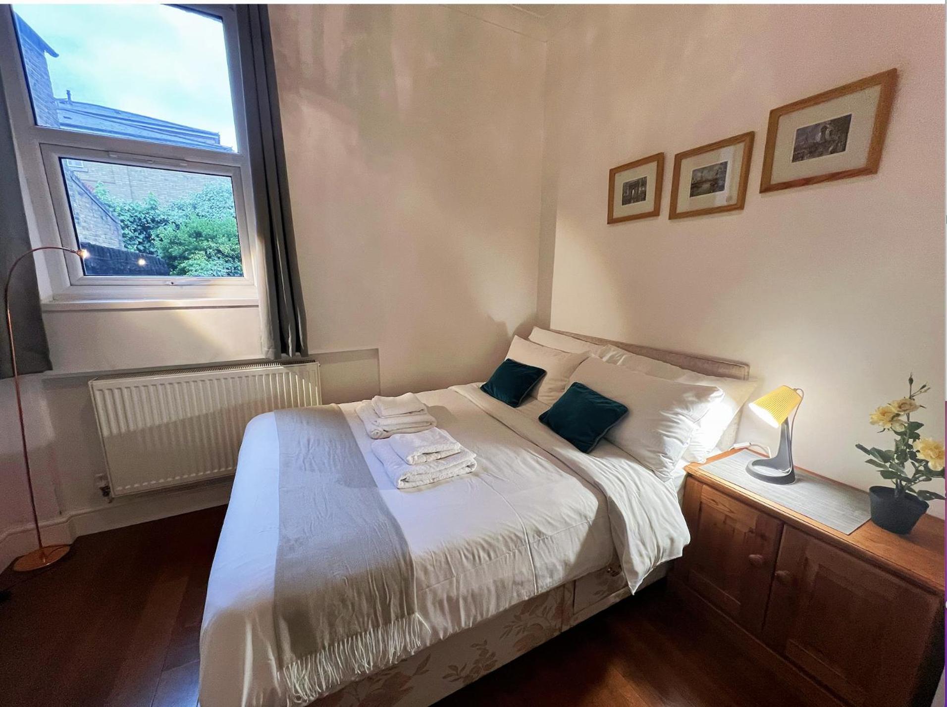Lovely 2 Bedroom Garden Flat In London Exteriör bild