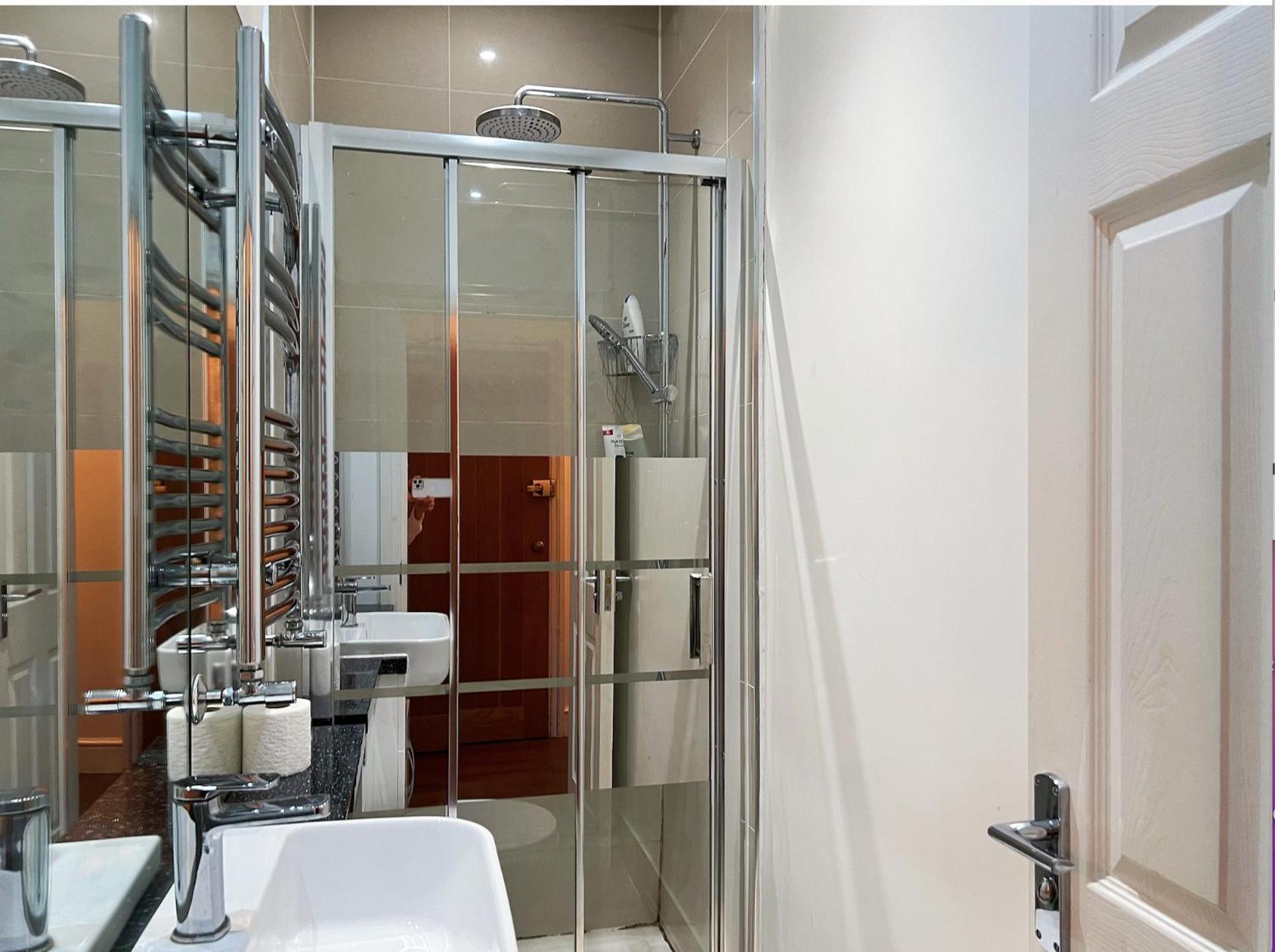 Lovely 2 Bedroom Garden Flat In London Exteriör bild