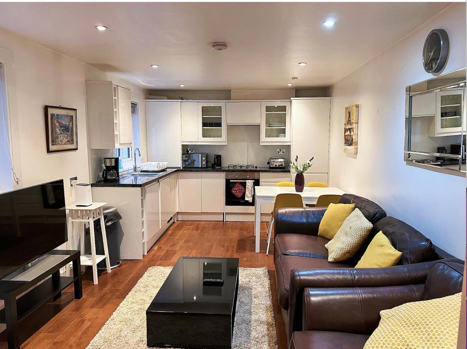 Lovely 2 Bedroom Garden Flat In London Exteriör bild